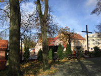  Kościół z zewnątrz 